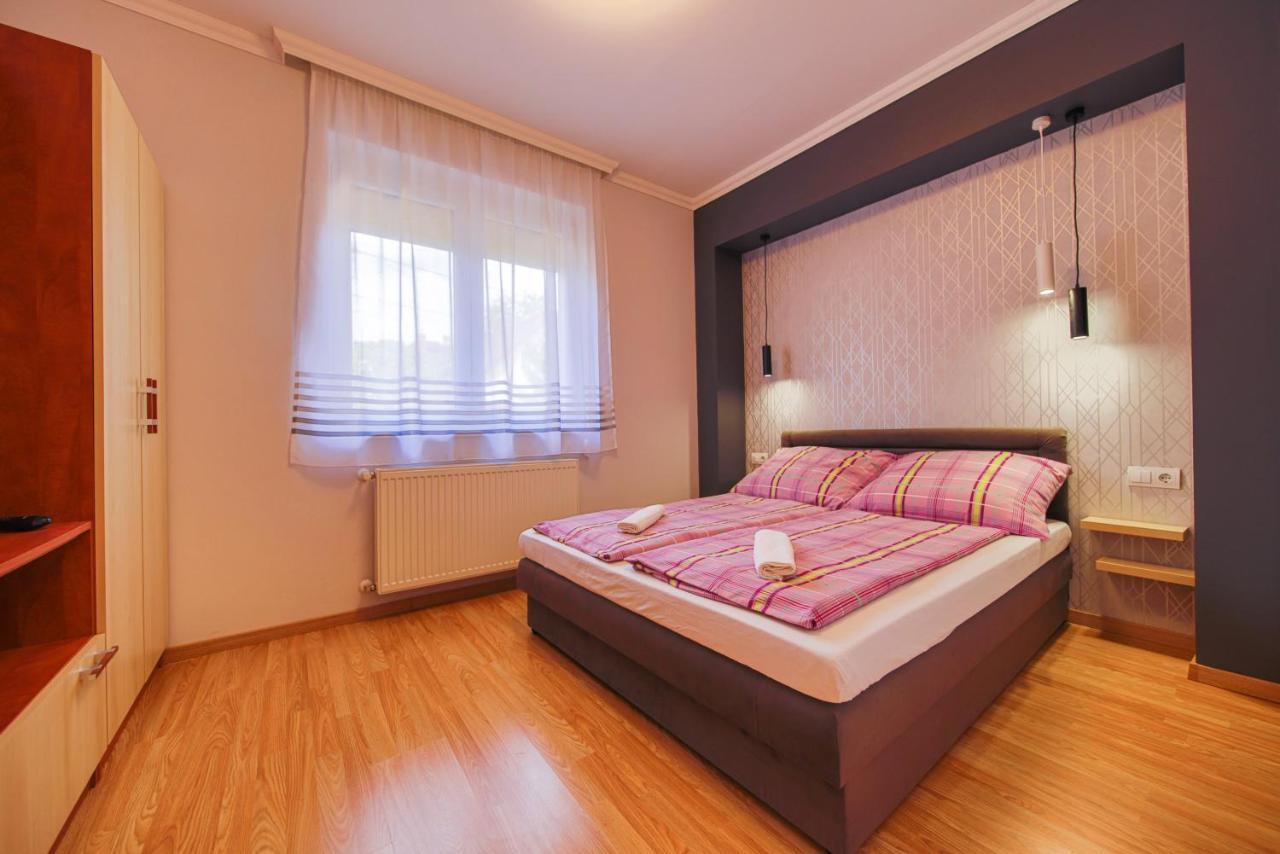 Kalvin Utcai Apartmanok Hajduszoboszlo Ngoại thất bức ảnh