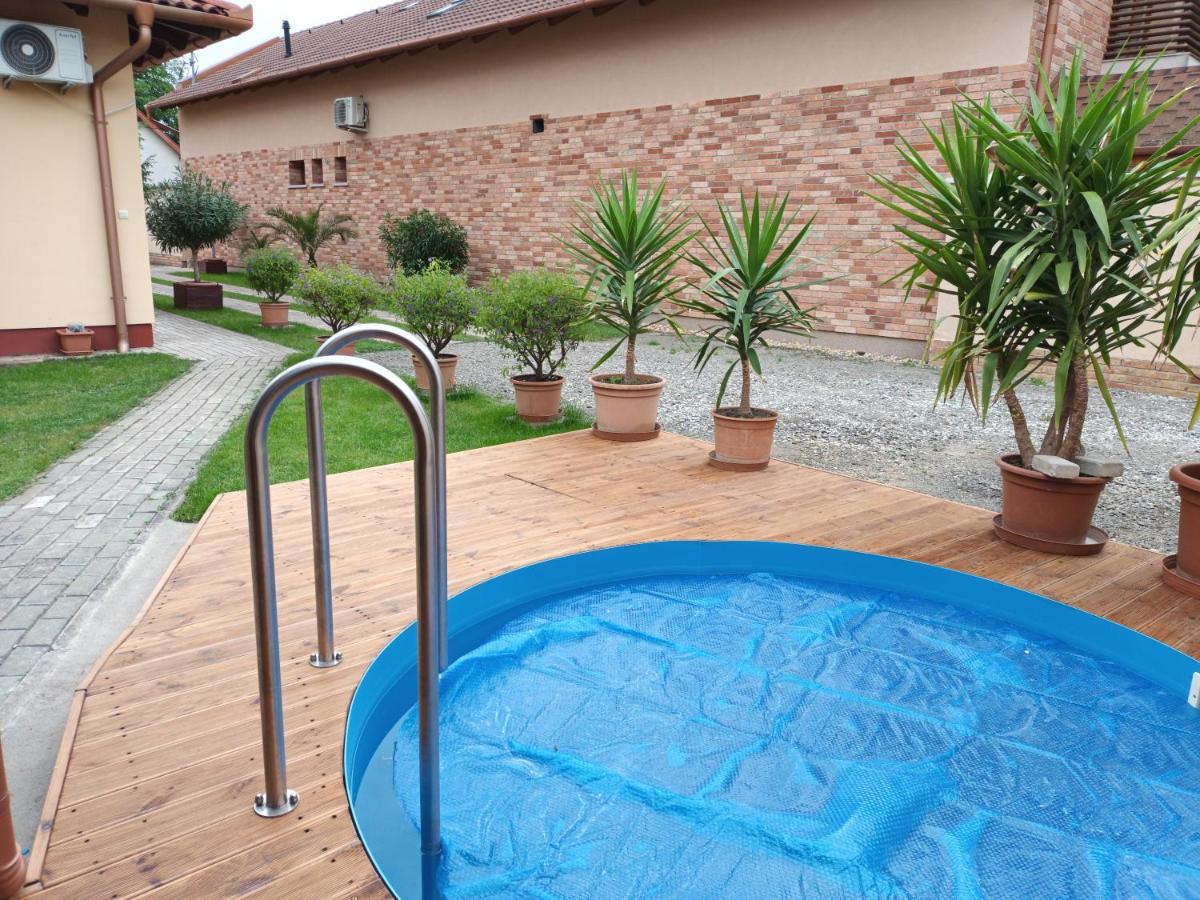 Kalvin Utcai Apartmanok Hajduszoboszlo Ngoại thất bức ảnh